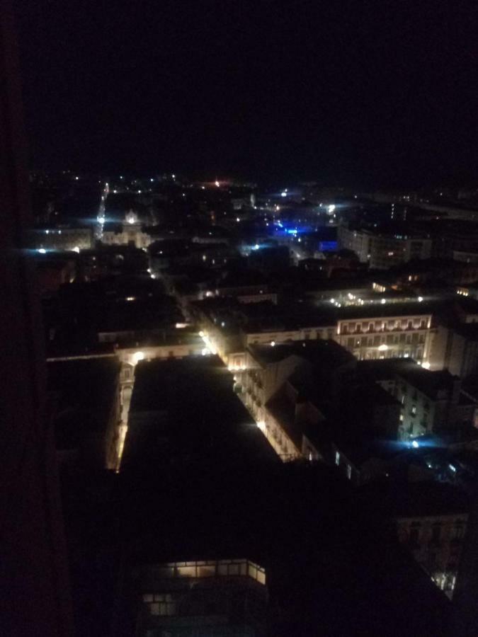 The Top Of Катания Екстериор снимка