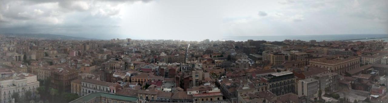 The Top Of Катания Екстериор снимка